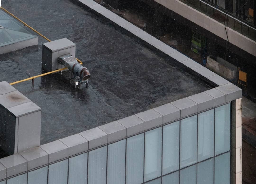 Traitement hydrofuge imperméabilisant de toiture
